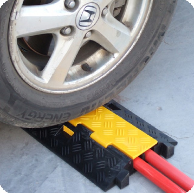 PLASTIC-2-channel-cable-protector-PU2CH-FOTO-2