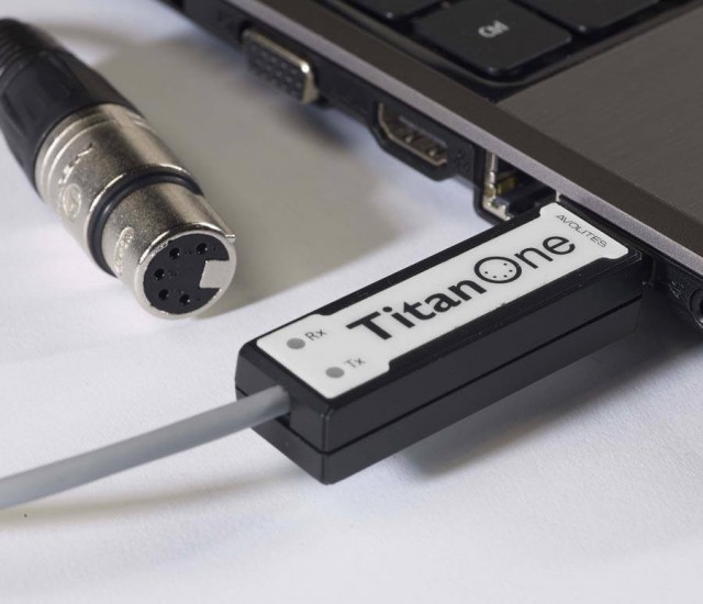 AVOLITES-TITAN-ONE-FOTO-4F